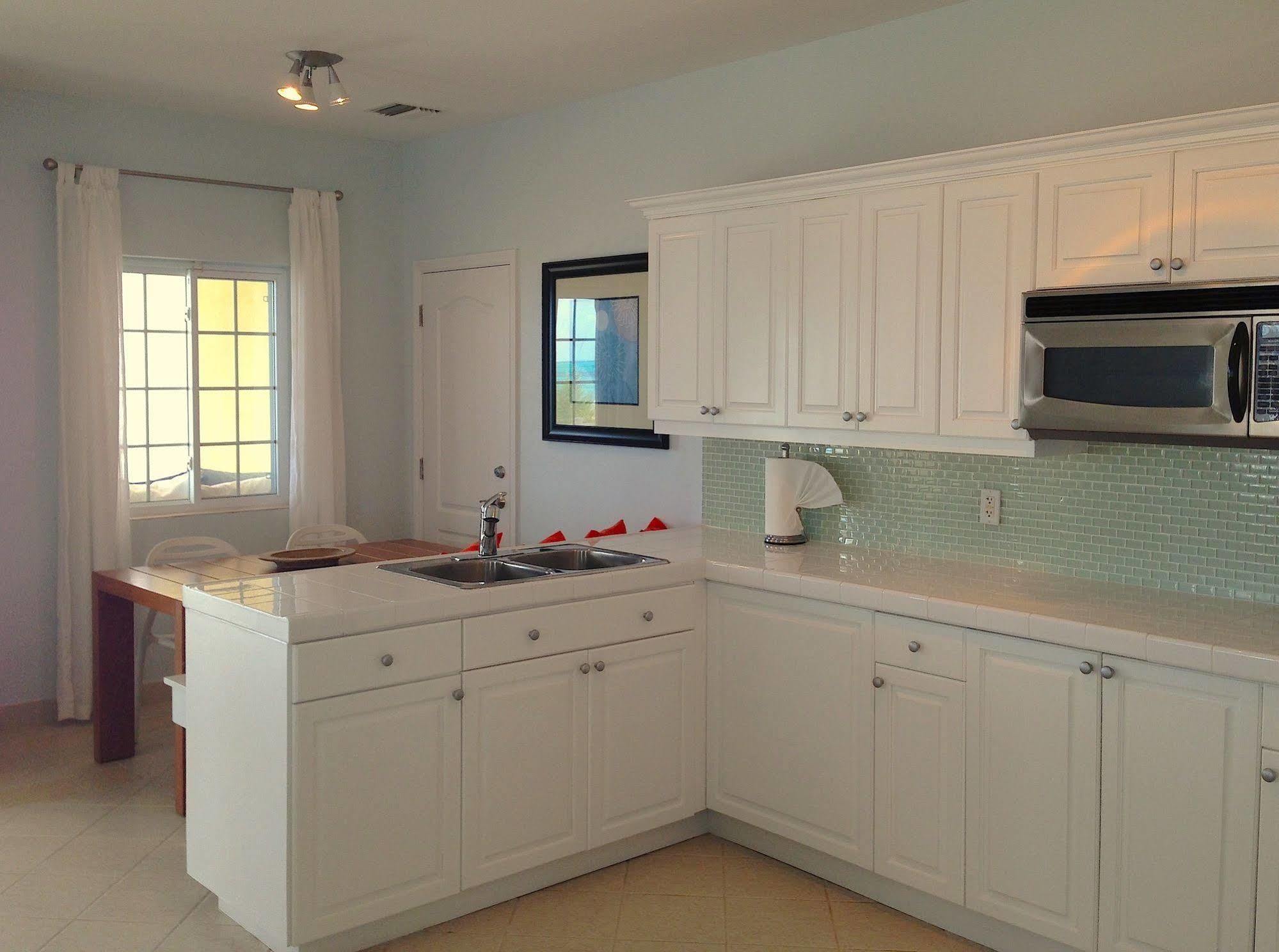 Beach House (Adults Only) The Bight Settlements Экстерьер фото